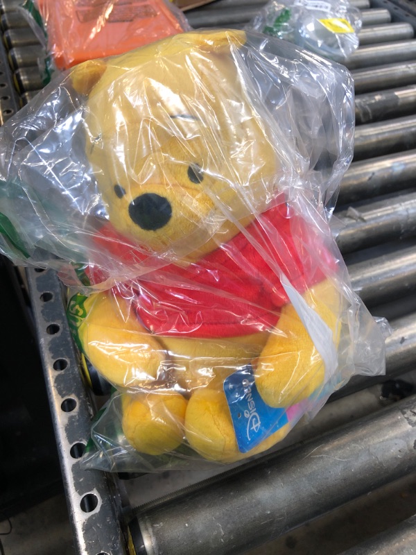 Photo 1 of Disney Classics Lil Friends Winnie the Pooh 