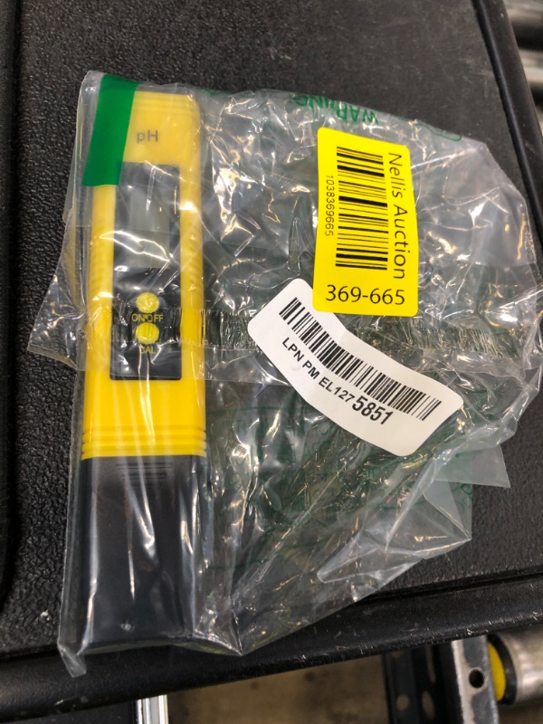 Photo 1 of PH Meter for Water Hydroponics Digital PH Tester Pen 0.01 High Accuracy Pocket Size with 0-14 PH Measurement Range for Household Drinking, Pool and Aquarium