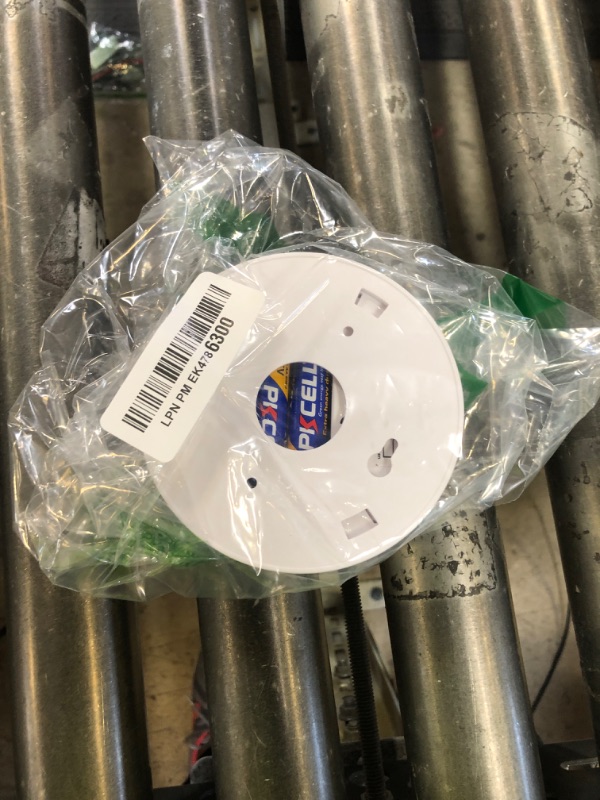 Photo 1 of Carbon Monoxide and Smoke Detector with LED Digital Display 85 dB 2 in 1 CO and Smoke Alarm, Battery Powered Fire Alarms Includes Batteries