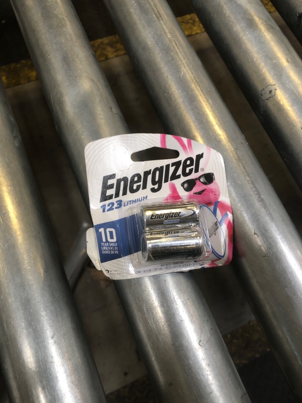 Photo 1 of energizer 2 pck 123 lithium batteries