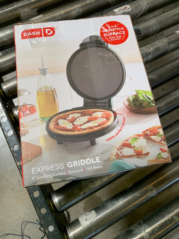 Photo 1 of 
pizza cooker