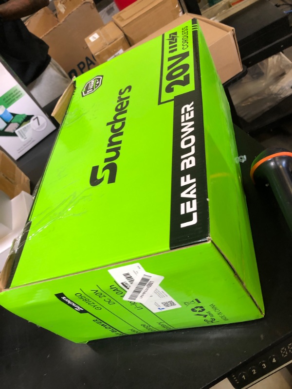 Photo 1 of Leaf Blower Cordless with 2 x 4.0Ah Battery and Charger, 580CFM 160MPH Electric Blower with 2 Speeds, 20V Handheld Leaf Cleaner for Lawn Care, Blowing Leaves, Dust, Snow, Gravel for Patio, Yard, Green