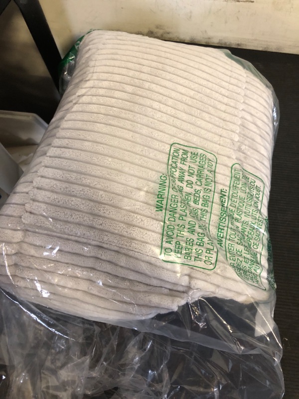 Photo 1 of RoamReady Hysterectomy Recovery Pillow, Cotton Post-Surgery Cushion for Abdomen C-Section, Tummy Tuck Lumpectomy, Myomectomy Patients Must Haves, Abdominal Pillow with Gel Pack