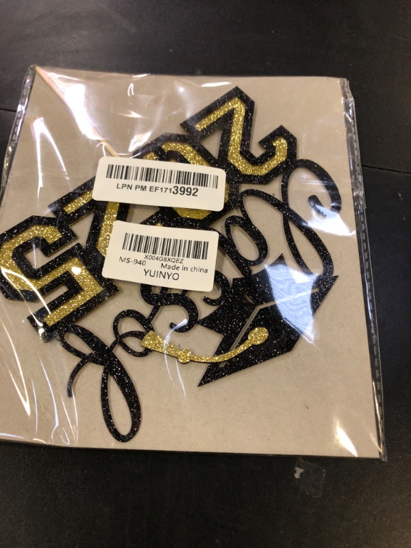 Photo 1 of YUINYO Glitter Class of 2025 Cake Topper, Congrats Grad 2025/Congrats Class of 2025/Congratulations, 2025 Graduation Party Decorations Supplies