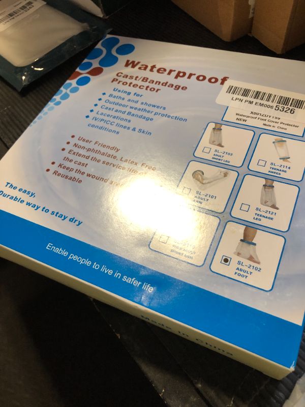 Photo 1 of 100% Waterproof Foot Cast Cover Wound Protector for Shower Bath, Watertight Cast Bag Covers for Broken Surgery Foot, Wound and Burns - Reusable [2025 Upgrade]