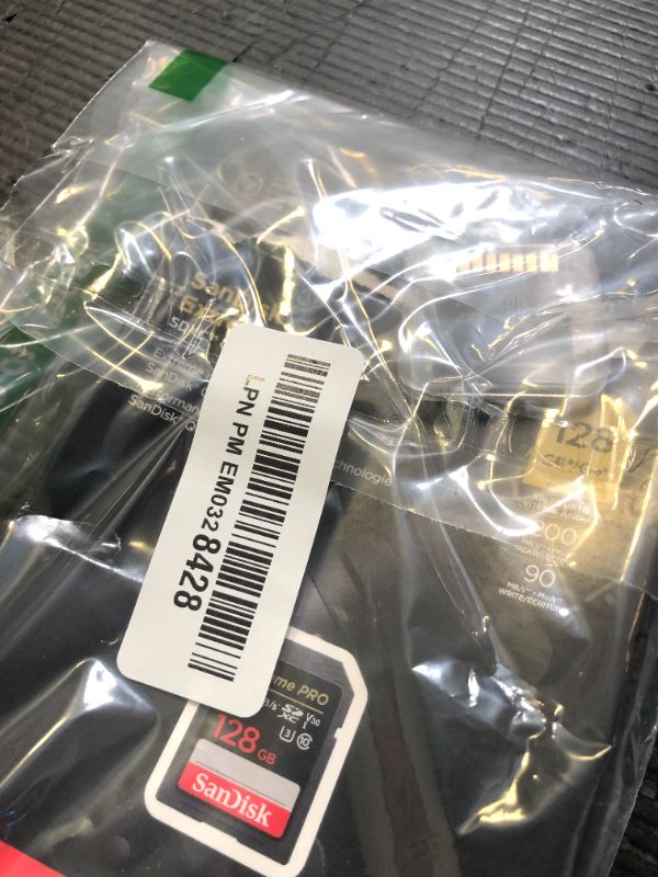 Photo 1 of SanDisk 128GB Extreme PRO SDXC UHS-I Memory Card - C10, U3, V30, 4K UHD, SD Card - SDSDXXD-128G-GN4IN