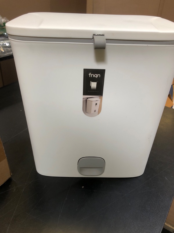 Photo 1 of Sooyee Trash Can with Lid,2.4 Gallon Small Trash Can,Hanging or Standing Plastic Compost Bin for Cupboard/Bedroom/Office/Camping/Kitchen/Bathroom,Waste Basket,White