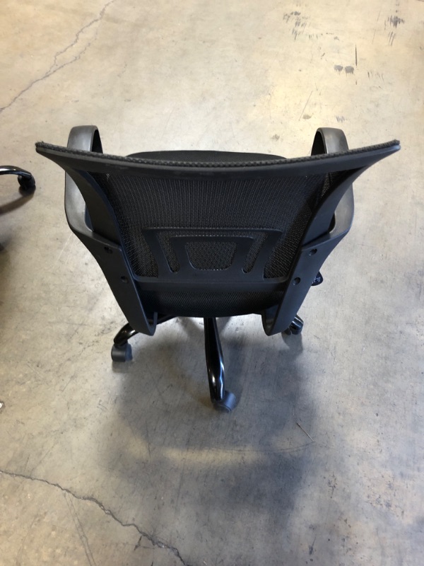 Photo 1 of Mesh Office chair 