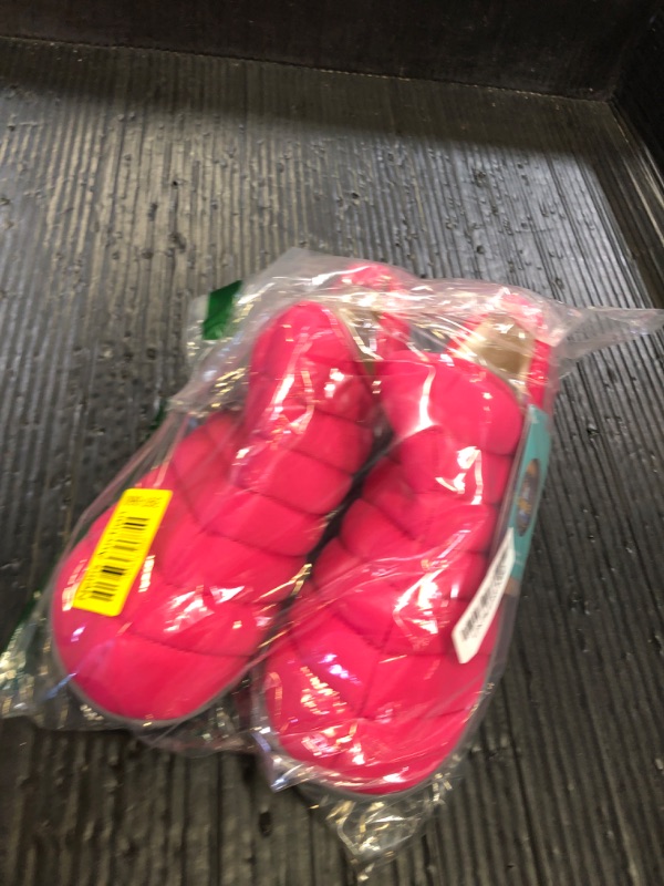 Photo 1 of RockDove Women's Alpinz Puffer Bootie with Indoor Outdoor Sole, Size 8 US Women, Hot Pink