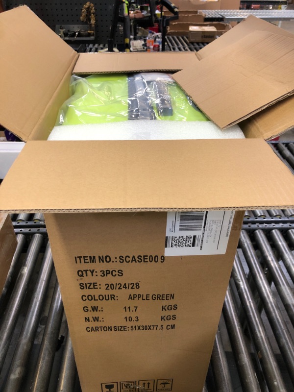 Photo 1 of Strenforce Luggage Sets 20/24/28 inch Lightweight Suitcase Sets with Double Spinner Wheels TSA Lock,apple green