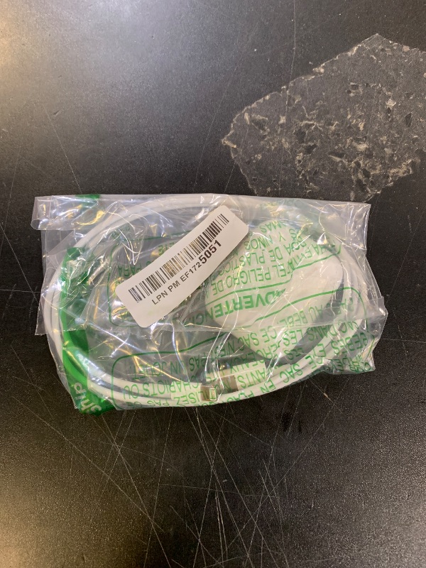 Photo 1 of Apple Airpods