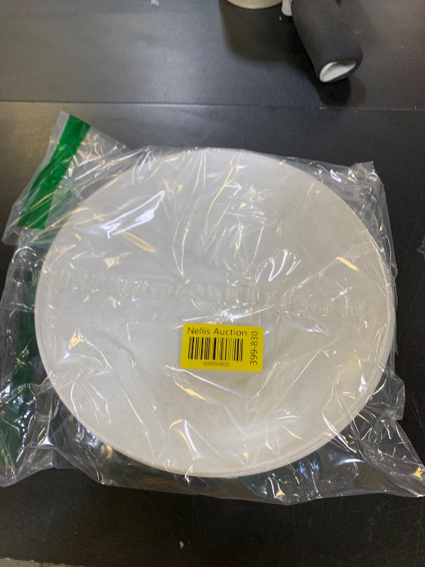 Photo 1 of Nordic Ware Polypropylene Plates Microwave Serveware, 10", White