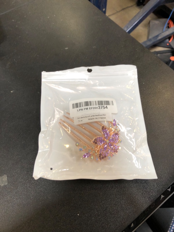 Photo 1 of HAIR ACCESSORY