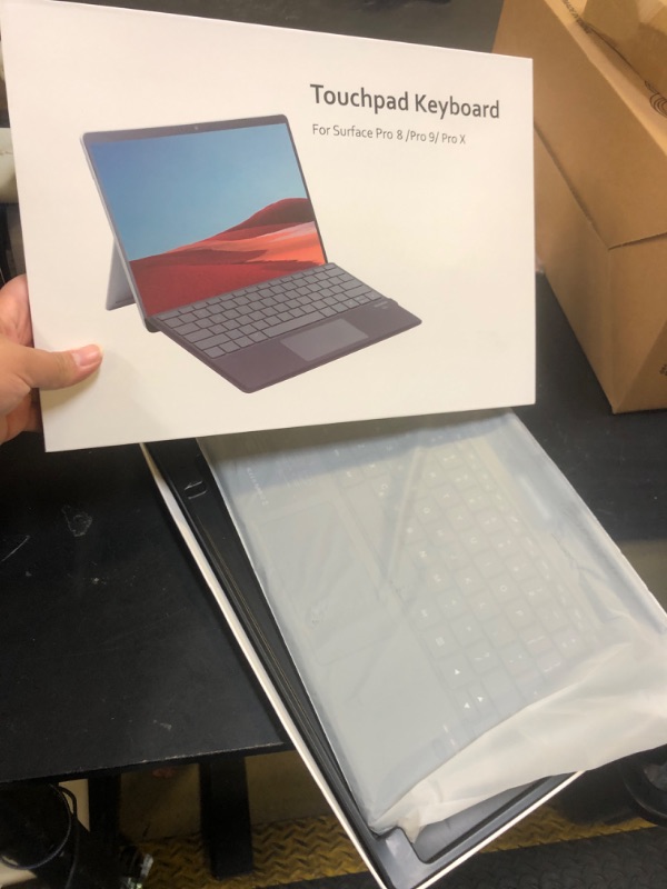 Photo 1 of Qulose Surface Pro 9 Keyboard, Detachable Wireless Bluetooth Keyboard for Microsoft Surface Pro 8/9/X, with Built-in Rechargeable Battery/Multi-Gesture Touchpad