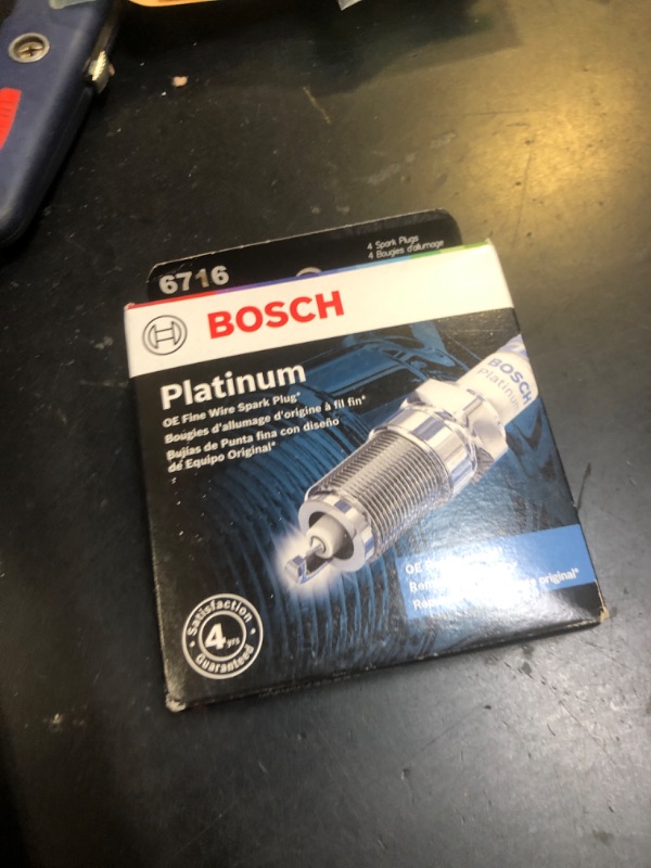 Photo 1 of BOSCH 6716 OE Fine Wire Platinum Spark Plug - Pack of 4