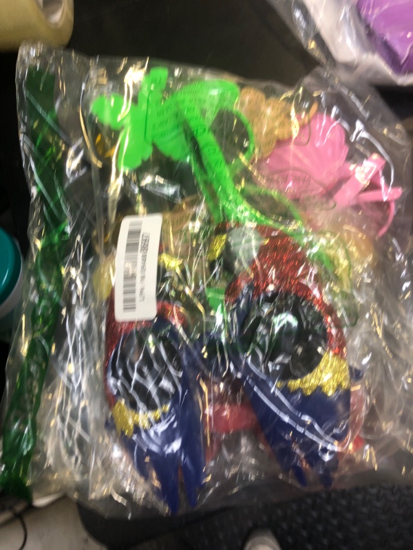 Photo 1 of Kabcifea 12 Pairs Novelty Party Sunglasses,Funny Luau Party Sunglasses Hawaiian Tropical Beach Glasses Summer Pool Party Sunglasses for Beach Themed Party Supplies, Universal