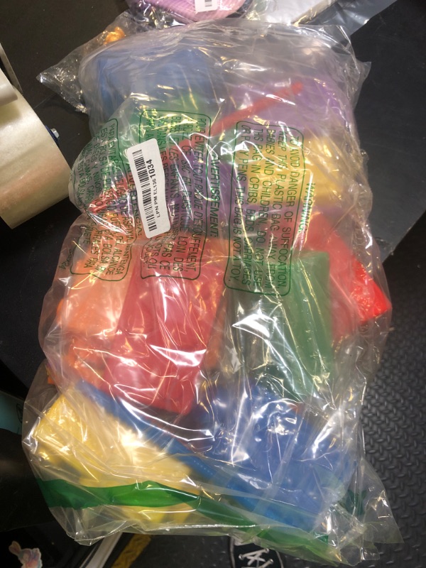 Photo 1 of Sawysine 12 Set Building Blocks Cups 10 oz Blocks Reusable Party Favors Cup Plastic Colored Brick Drinking with Lids and Straws for Birthday Party Supplies Favors Decorations