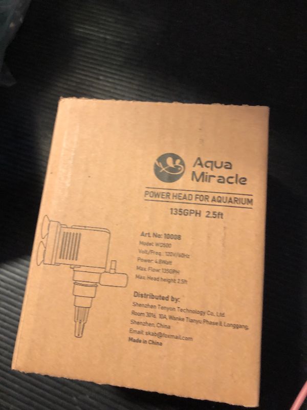 Photo 1 of AquaMiracle Aquarium Powerhead Pump Circulating Water Pump 135 GPH for 10-40 Gallon Aquariums with Aerating Features