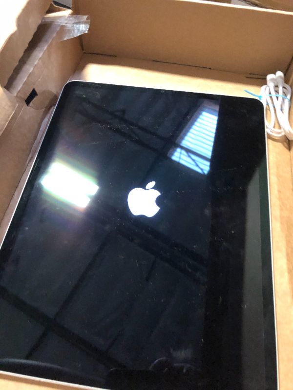Photo 1 of 2021 Apple 12.9-inch iPad Pro (Wi?Fi, 256GB) - Silver (Renewed)