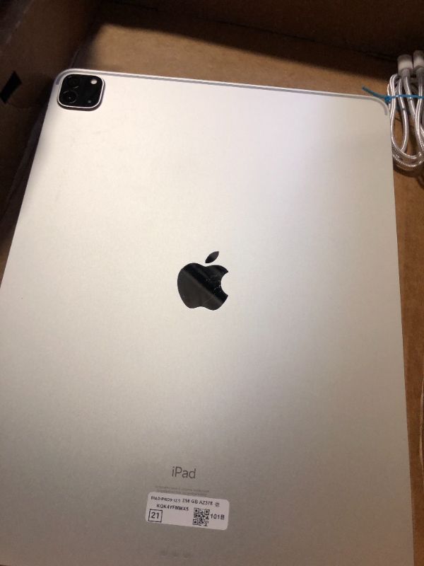 Photo 1 of 2021 Apple 12.9-inch iPad Pro (Wi?Fi, 256GB) - Silver (Renewed)