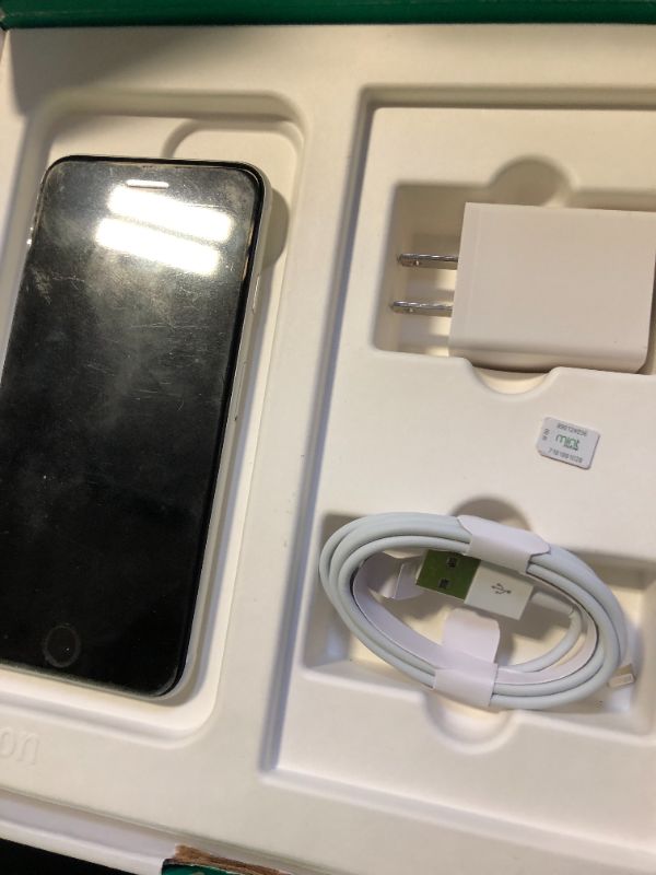 Photo 1 of Apple iPhone SE (2nd Generation), 64GB, White, Unlocked (Renewed Premium)
