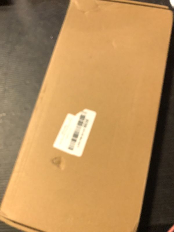 Photo 1 of 20 Pack Sublimation License Plate Blanks, Thickness 0.45mm Metal Automotive Sublimation License Plates Tag for Custom Design Work (White)