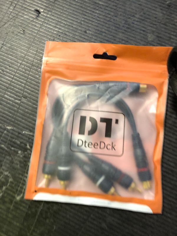 Photo 1 of DteeDck RCA Splitter 1 Female to 2 Male, 2 Pack - RCA Audio Video Cable Splitter Adapter, Dark Blue
