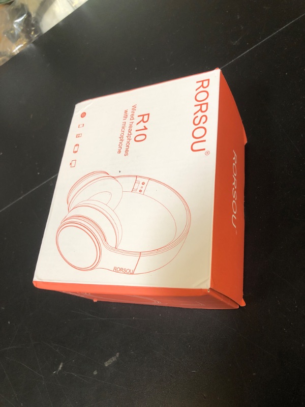 Photo 1 of RORSOU R10 Over-Ear Headphones with Microphone, Lightweight Folding Stereo Bass Headset with 1.5M No-Tangle Cord, Portable Wired Headphones for Smartphone Tablet Computer MP3 / 4 (Black)