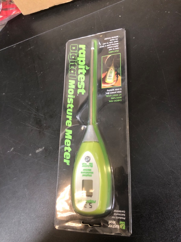 Photo 1 of Luster Leaf Digital Moisture Meter