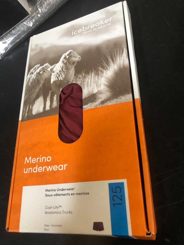 Photo 1 of Icebreaker Men’s Merino Blend 125 Cool-Lite Anatomica Trunks - Port - Medium