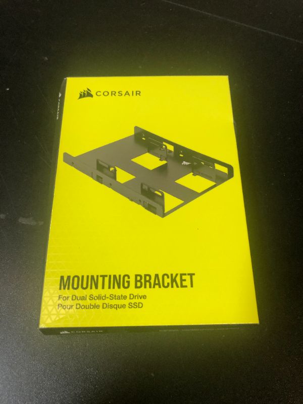 Photo 1 of Corsair Dual SSD Mounting Bracket (3.5” Internal Drive Bay to 2.5", Easy Installation) Black