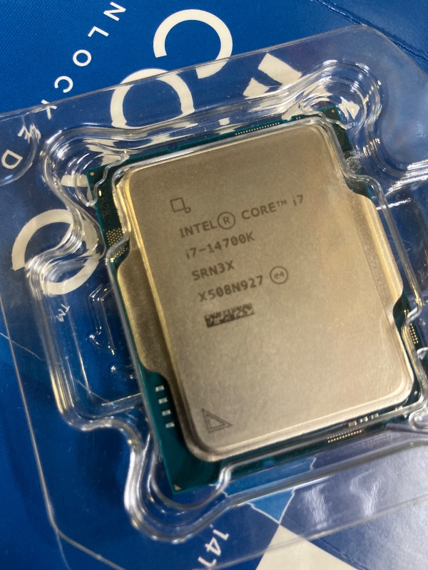 Photo 1 of Intel® Core™ i7-14700K New Gaming Desktop Processor 20 cores (8 P-cores + 12 E-cores) with Integrated Graphics - Unlocked