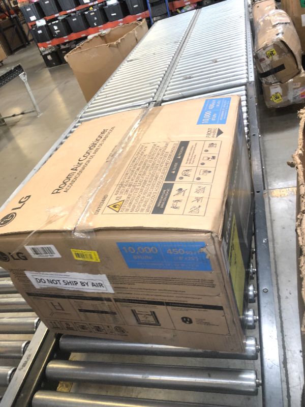 Photo 1 of LG LW1024RD 10,000 Window Air Conditioner, 115V, 450 Sq.Ft. (18' x 25' Room Size), Quiet Operation, Electronic Control with Remote, 3 Cooling & Fan Speeds, Auto Restart, 10000 BTU, White