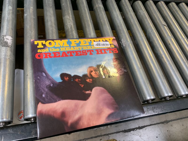 Photo 1 of Tom Petty & the Heartbreakers - Greatest Hits