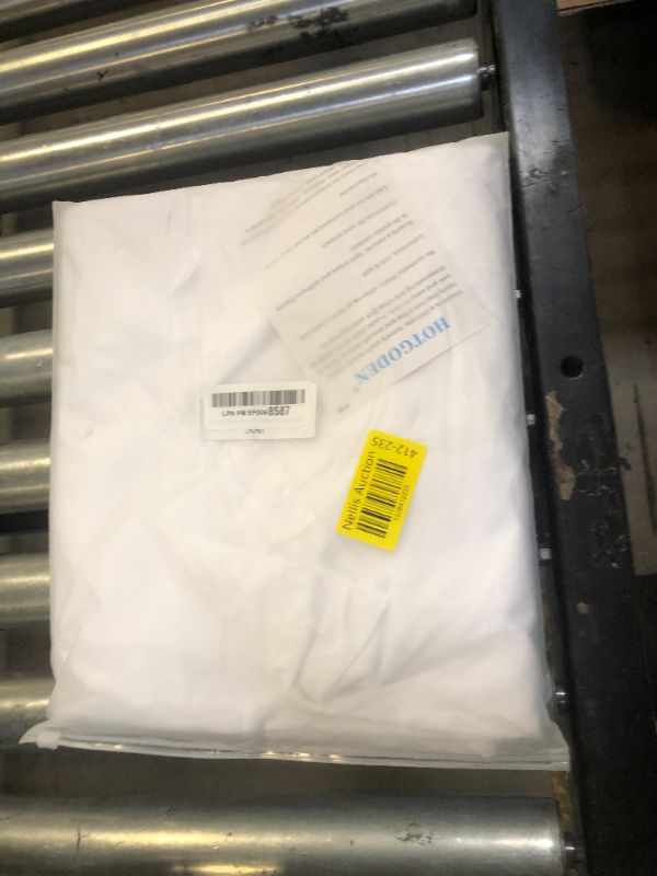 Photo 1 of HOTGODEN Light Weight 100% Cotton Muslin Fabric: 59 inch x 2,5,10 Yards Bleached Muslin Linen Fabric Material for Sewing Material Apparel Cloth