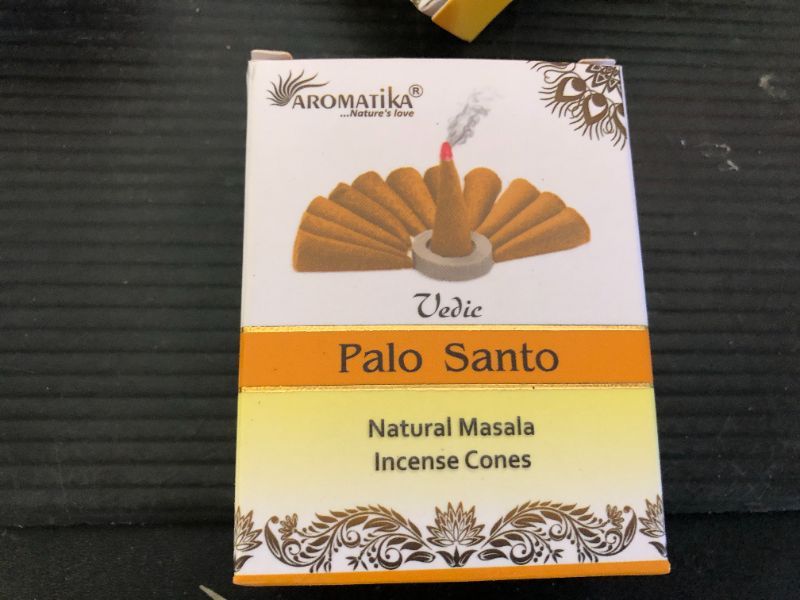 Photo 1 of 10pcs x box----ARO VATIKA Vedic Palo Santo Natural Masala 120 Incense Cones | Environment-Friendly Dhoop | Best for Prayer, Reiki, Meditation & Relaxation | Burn Time- 25 mins	