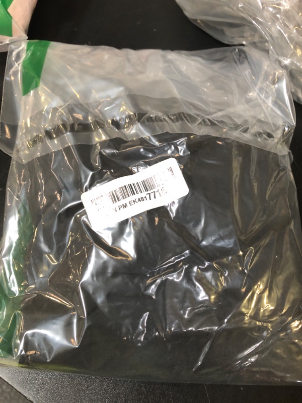 Photo 1 of UIQUR Mens Athletic Shorts Running Shorts Quick Dry Workout Shorts 7"/ 9" Lightweight Gym Basketball Shorts Zipper Pockets Black L