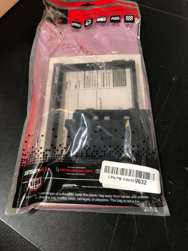 Photo 1 of Metra Electronics 95-2001 Double DIN Installation Dash Kit for Select 1994 - 2012 GM Vehicles (packaging may vary)