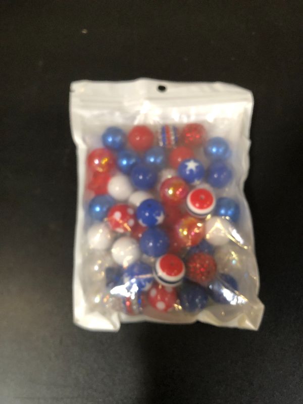 Photo 1 of Yumttero 50 Pcs 20mm Independence Day Style Chunky Bubblegum Beads, White Red Blue Beads for Pens Focal Beads for DIY Pen Bracelets Necklaces Earings Keychains Jewelry Making, Independence Day