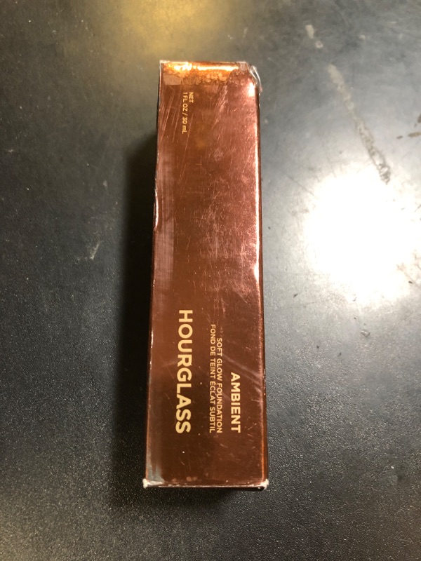 Photo 1 of Hourglass Ambient Soft Glow Foundation- Shade 4