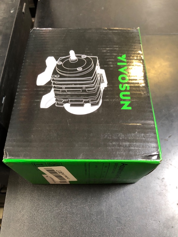 Photo 1 of VIVOSUN Commercial Air Pump 634GPH, 25W, 40L/min 6 Outlet for Aquarium and Hydroponic Systems