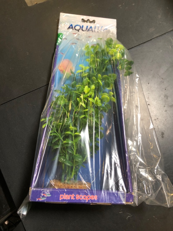 Photo 1 of Fluval Aqualife Green Bacopa Plant, Plastic Aquarium Plant Decoration 14 in