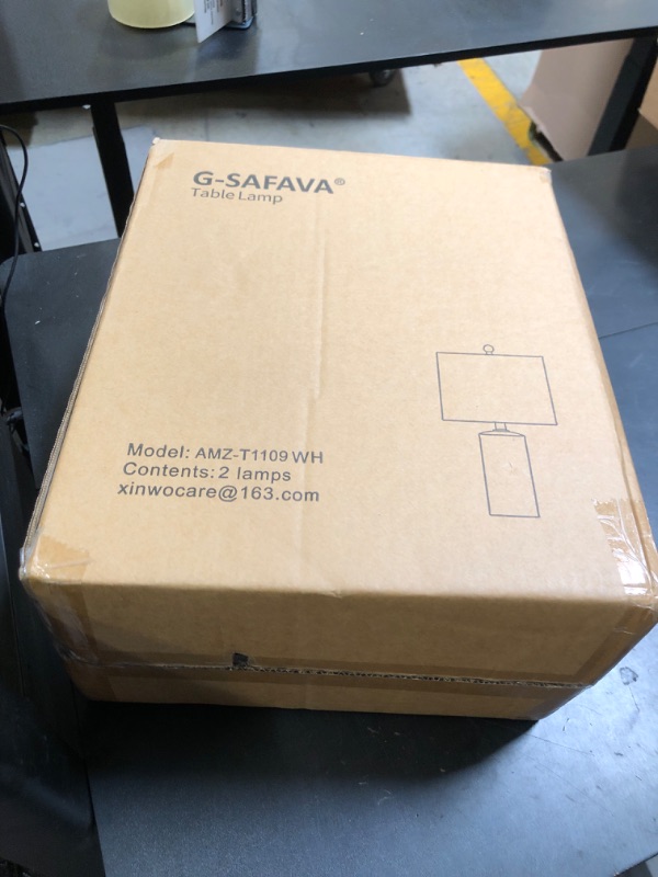 Photo 1 of G-SAFAVA 20.25/inch Modern Ceramic Table lamp Set of 2 Small Farmhouse Bedside lamp Creamy-White Nightstand Lamp End Table Lamps for Living Room Bedroom Study Office AMZ-T1109WH0
