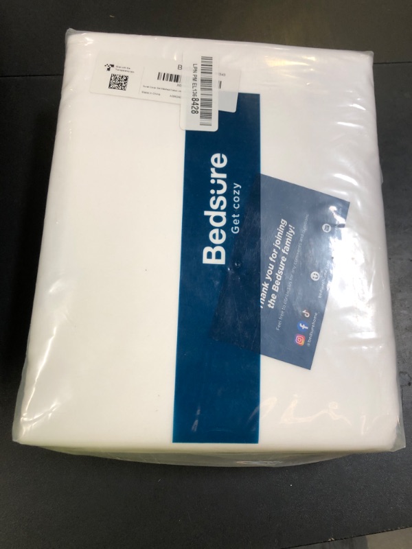Photo 1 of Bedsure Bright White Duvet Cover Full Size - 3 Pieces Prewashed Extra Soft Bedding Set, Includes 1 Duvet Cover 80x90 Inches with Zipper Closure & 2 Pillow Shams, Comforter Not Included