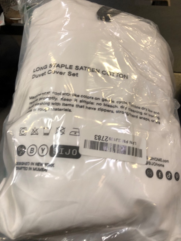 Photo 1 of DOZ 100% Long Staple Cotton Duvet Cover Set, Soft Sateen Weave Cotton, Smooth, Breathable, Hotel Comfort, 90"x90", 8 Loops, 3pc – 2 Pillowcases 1 Duvet Cover (Snow, Full/Queen)