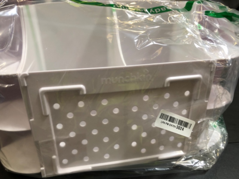 Photo 1 of Munchkin® Diaper Change Organizer, Green/white