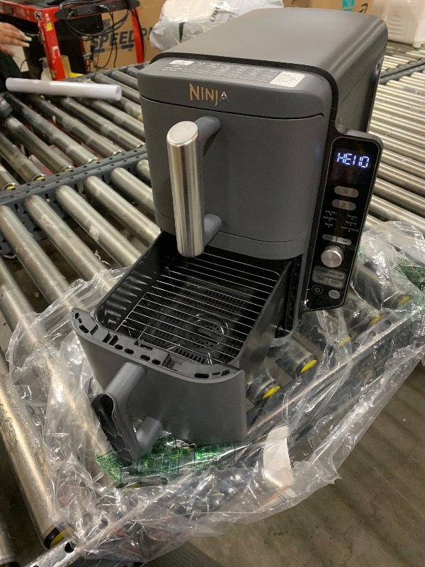 Photo 4 of Ninja SL401 DoubleStack XL 2-Basket Air Fryer, DoubleStack Technology Cooks 4 Foods at Once, Compact Design, 10 QT, 6-in-1, Smart Finish & Match Cook, Air Fry, Broil, Bake, Easy Meals, Easy Clean,Grey