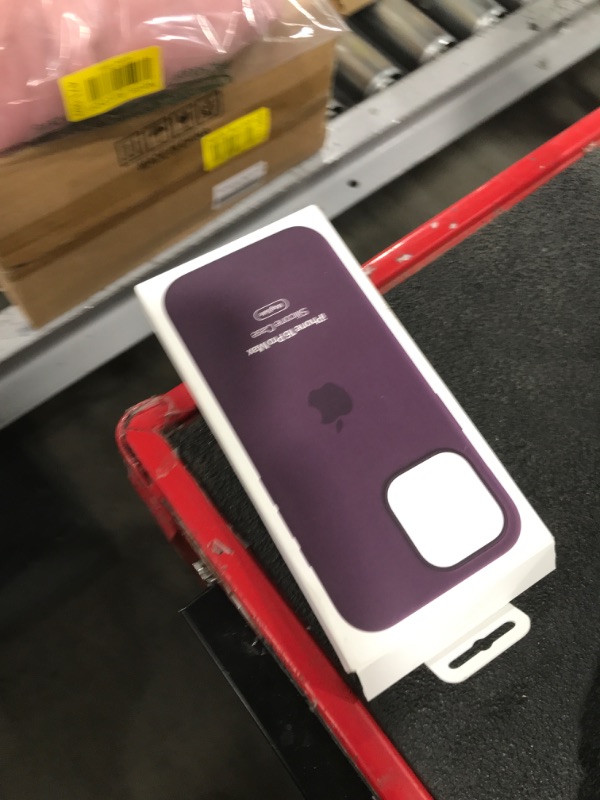 Photo 1 of Apple iPhone 16 Pro Max Silicone Case with MagSafe and Camera Control - Plum ???????