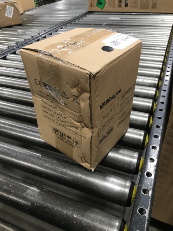 Photo 1 of VANoopee 3-Color Zoomable LED Ceiling Spotlight Flush Mount Adjustable Spotlight Directional Dimmable Spot Lights Indoor Bright Accent Fixture for Living Room Bedroom - CRI90 15-55° 20W 2000lm Black