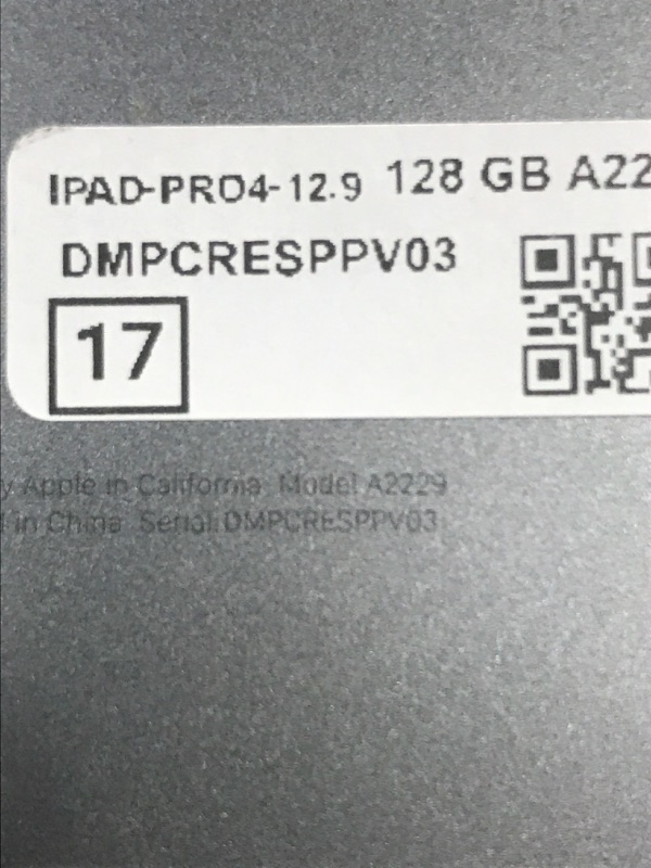 Photo 1 of iPad Pro 12.9in (4th Gen.) - 128GB - WiFi - Space Gray (Renewed Premium)